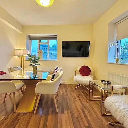 Regent Flat Apartment
